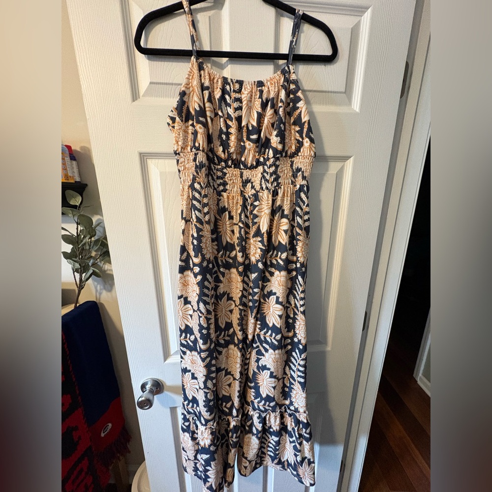 Floral Maxi Spaghetti Strap Smocked Dress with Pockets - Picture 3 of 9